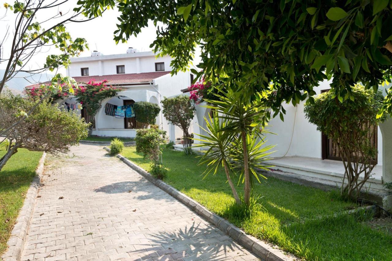 Bare Hill Holiday Apartments Krini Exterior photo