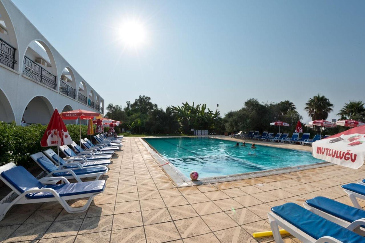 Bare Hill Holiday Apartments Krini Exterior photo