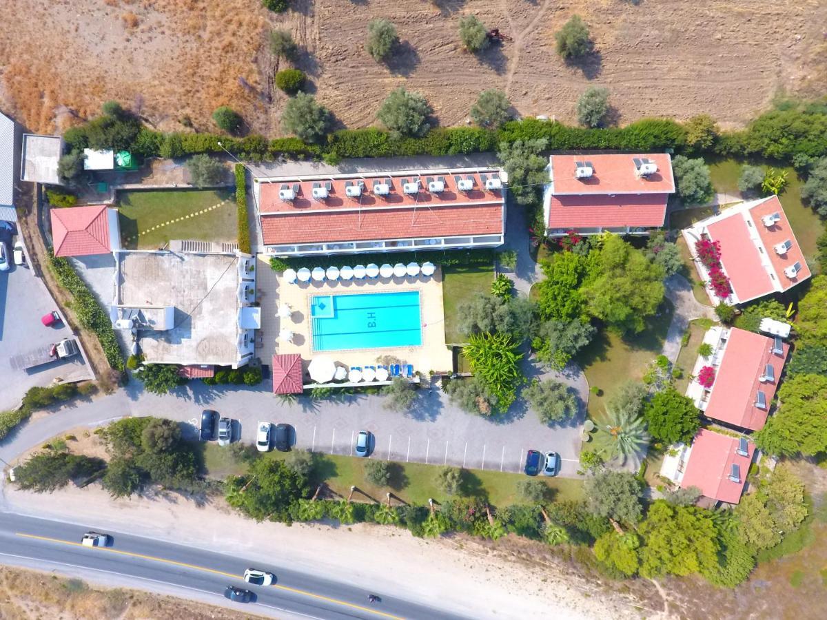 Bare Hill Holiday Apartments Krini Exterior photo