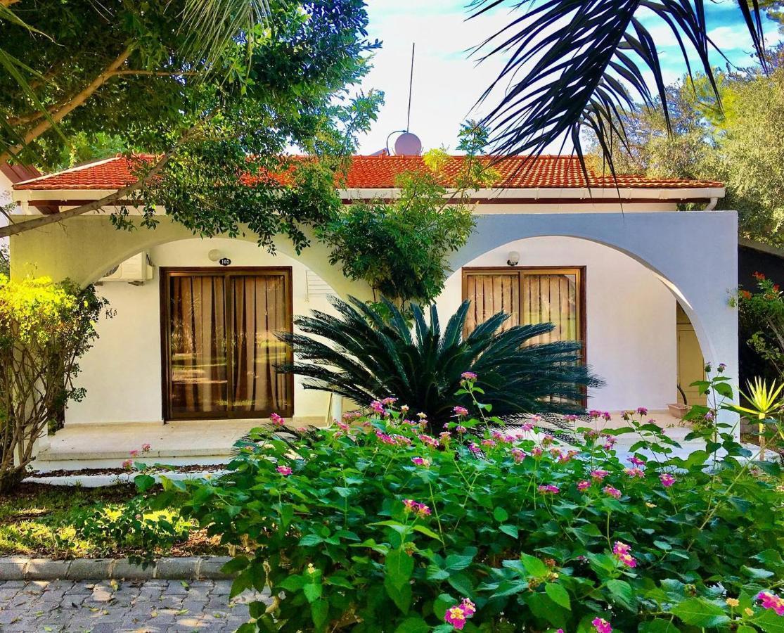 Bare Hill Holiday Apartments Krini Exterior photo