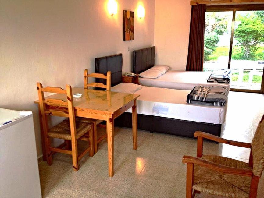 Bare Hill Holiday Apartments Krini Room photo